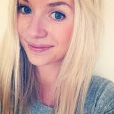 Isabella Willis's Instagram, Twitter & Facebook