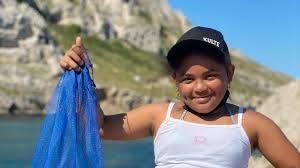 Vod gratuite vous donne accès à 1 vidéos de mortelles calanques en streaming, la dernière émission a été ajouté le 24/01/2021 à 20:55. Qhuysdijkekqam