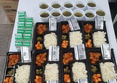 As diets diversify, human rights watchdog calls for inclusive military meals  - The Korea Times
