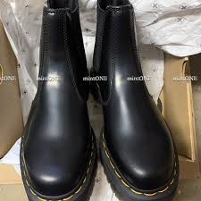 Shoes.com offers a vast collection of dr. Dr Martens Shoes Nib Dr Martens 2976 Quad Platform Chelsea Boot 7 Poshmark