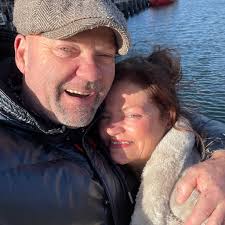 Am 14. Dezember starten in Bad Doberan geschmückte, beleuchtete Traktoren  zu einer Lichter- und Spendenfahrt — sie unterstützen so den  Waldkindergarten Nawaki mit Spenden.