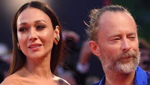 Serena rossi was born on august 31, 1985 in naples, campania, italy. Thom Yorke And Dajana Roncione A Dream Wedding And Very Armored In Bagheria