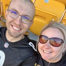 Elisabeth Carter's Instagram, Twitter & Facebook