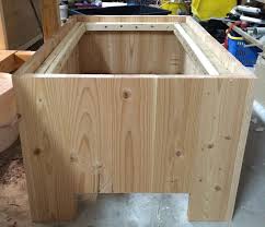 Folgend möchte ich den bau unserer pflanzenkübel beschreiben. Einen Pflanzkubel Aus Douglasie Holz Selber Bauen Diy