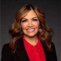 Beth Parra's Instagram, Twitter & Facebook