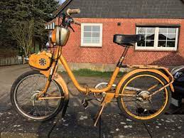 3) bikes with rear mounted belt or chain driven motors. Mofa Zanetti Bicizeta 1969 Moped Motorcycle Vehicles