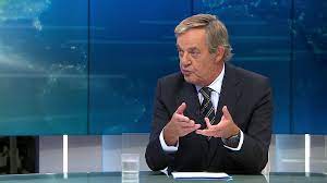  miguel andresen de sousa tavares ( porto, 25 de junho de 1952) é um jornalista e escritor português. Miguel Sousa Tavares Entrevista Os Candidatos As Eleicoes Presidenciais Tvi24