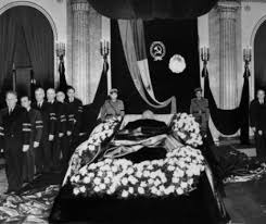 He died on march 19, 1965 in bucharest, romania. Cum A Murit De Fapt Gh Gheorghiu Dej Asasinat Sau Moarte NaturalÄƒ Evenimentul Istoric