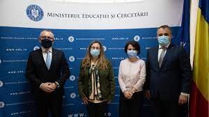 Gestiunea sigiliilor şi a timbrului sec cu stema româniei. Ministerul EducaÈ›iei Romania Fotos Facebook