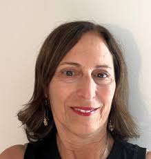 Nancy Rau's Instagram, Twitter & Facebook