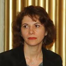 Clara Mares's Instagram, Twitter & Facebook