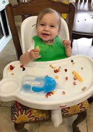 Baby led weaning (blw) originated in the uk by gill rapley, and is popular worldwide, including in the united states. 10 Amazing Benefits Of Baby Led Weaning Blw The Postpartum Party