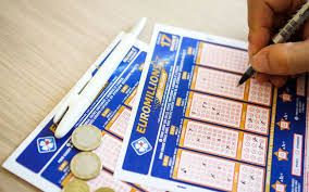 Octobre 2019 vendredi 11 octobre 2019 mardi 8 octobre 2019 vendredi 4 octobre 2019 mardi 1 octobre 2019 vendredi 27 septembre 2019 mardi 24 septembre 2019 vendredi l'euromillions est donc l'une des loteries phare en europe, quoi qu'elle ait des concurrents, notamment l'euro jackpot. Euro Millions Toujours Pas De Gagnant Du Jackpot De 190 Millions Le Parisien