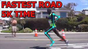 Many runners have different foot strike patterns. Running Form The Fastest Marathon Runner In The World Youtube