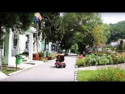 Caminul privat din bucuresti, sectorul 1 detine 41 de camere dispuse pe 4 nivele, cu lift si cu 43 de grupuri sanitare. Video ReÈiÈa Povestea Unui CÄmin De BÄtrani Reabilitat Cu Bani Europeni