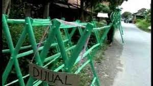 Jemuran ini terbuat dari alumunium antikarat. Jemuran Pakaian Dari Bambu Mp4 Youtube