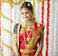 Traditional bridal braids hairstyle for muhurtham. South Indian Bridal Hairstyles For Round Face Fitrini S Wallpaper