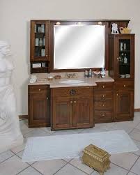 Mobili in legno artigianale in massello di quercia toscana comprensivi di lavabo. Mobili Da Bagno In Legno Arredo Bagno