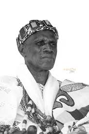 Is Jide Awobona speaking the Egba dialect or Ghanaian language? What a  disastrous act and scenes.. #Lisabi