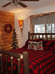 Buffalo Check My Aunt And Uncle S Cabin Christmas Decorations Bedroom Cabin Decor Christmas Bedroom