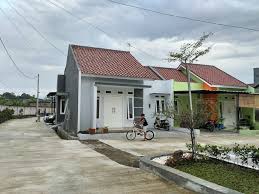 Bisa kpr), 212 m 2 rumah kampung tapi nggak kampungan bangunan kokoh terawat dengan spesifikasi : 13 Rumah Kampung Dijual Di Ciomas Bogor Images Sipeti
