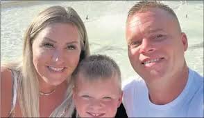 Electrocution leaves scaffolder in hospital