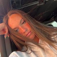 Rylee Davis (@ryleedavis214)