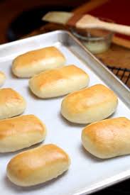 Better Than Texas Roadhouse Rolls Homemade Rolls Recipes Food
