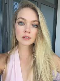 I did my makeup this morning in less than 5 minutes! I like to keep it  effortless and fresh. Tune in to Beauty iQ tonight at 9pm ET to see the  exact