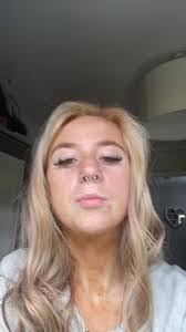 Leah Begley's Instagram, Twitter & Facebook