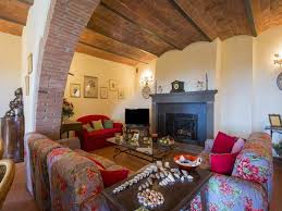 Dalla camera da letto al soggiorno, troverai un'ampia gamma di articoli per la tua seconda casa come principale. Idee Originali Per L Arredamento Delle Case Di Montagna News Gabetti