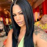 Lori Danis's Instagram, Twitter & Facebook