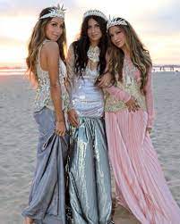 Try using the metallic red shade a part of her mothership v: Sparkly Halloween Costumes For The Shiniest Girl 33 Mermaid Costume Diy Halloween Costumes Friends Sparkly Halloween