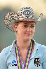 Ihr freund heißt iain bethke und begleitete die turnierreiterin sogar schon zu einem offiziellen event. Gina Schumacher Starportrat News Bilder Gala De