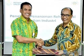 Check spelling or type a new query. Petrokimia Gresik Bukukan Laba Rp1 2 Triliun Antara News