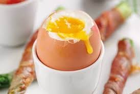 Feb 04, 2008 · there are 220 calories in 3 large eggs (whole). Calories In An Egg Egg Info