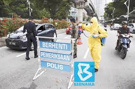 Many in gombak still not complying with mco as if they don't realise the danger. Battling Covid 19 In Malaysia