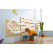 Wand Steckbrett Wandkugelbahn Wandgestaltung Mobel Raumgestaltung Krippe Kindergarten Wehrfritz Deutsch Haus Fur Kinder Kinder Kinder Spielzimmer