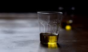 Struggling With Dry Skin Here Are 5 Easy Diy Home Remedies Https Www Medicaldaily Com Top 5 Easy Diy Home Remedi Healthy Oils Cancer Prevention Bone Health