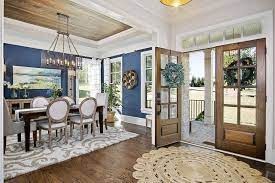 Creating a living room and dining room combo is a popular interior design. Pin On Entries Stairs And Hallways