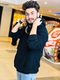 Pin by SyEdA on Syed Osama Sarwar...❤ | Photography poses for men, Cute boy  photo, Cute boys images