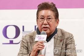 단 김용건 이후로는 별다른 명예 회원 분류 없이 사실상 8인 체제로 바뀌었다고 봐도 무방하다. Imvhlg5ngnsc M