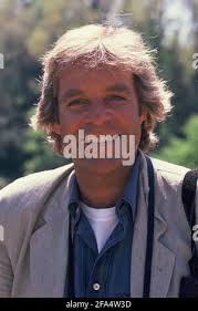 22 August 1990, North Rhine-Westphalia, Bergisch Gladbach: actor Thomas  Fritsch poses at " Forstinspektor Buchholz "