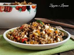 Contextual translation of farro e orzo into english. Insalata Di Orzo E Farro Con Verdure Zenzero E Limone