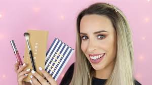 Every day, helena coelho and thousands of other voices read, write, and share important stories on medium. Sephora X Helena Coelho Os Must Have Da Anastasia Youtube