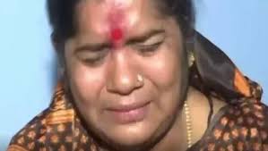 Kamal Nath के बयान पर फूट-फूटकर रोईं इमरती देवी, Sonia से की यह अपील