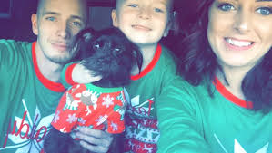 Update: Thank you for people all around for the outpouring love and  generosity towards this family. Over 700 people have contributed in less  than 24 hours, donating over $80,000. A family in