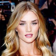 Warm skin tones and green eyes green veins on the wrist under the sun indicate warm skin tones. Pin On Hairspiration