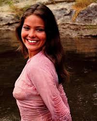 Muti was born in rome as francesca romana rivelli, to a neapolitan journalist father and ilse renate krause. Ornella Muti Unifrance