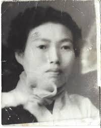 Colorizing a great great grandmother's photo